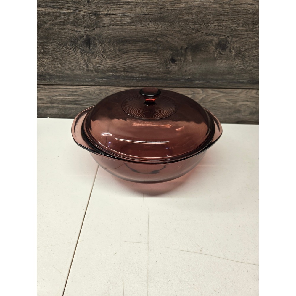 Pyrex Visions Cranberry Glass Casserole Dish with Lid 2qt 2L Round Baker 024 USA